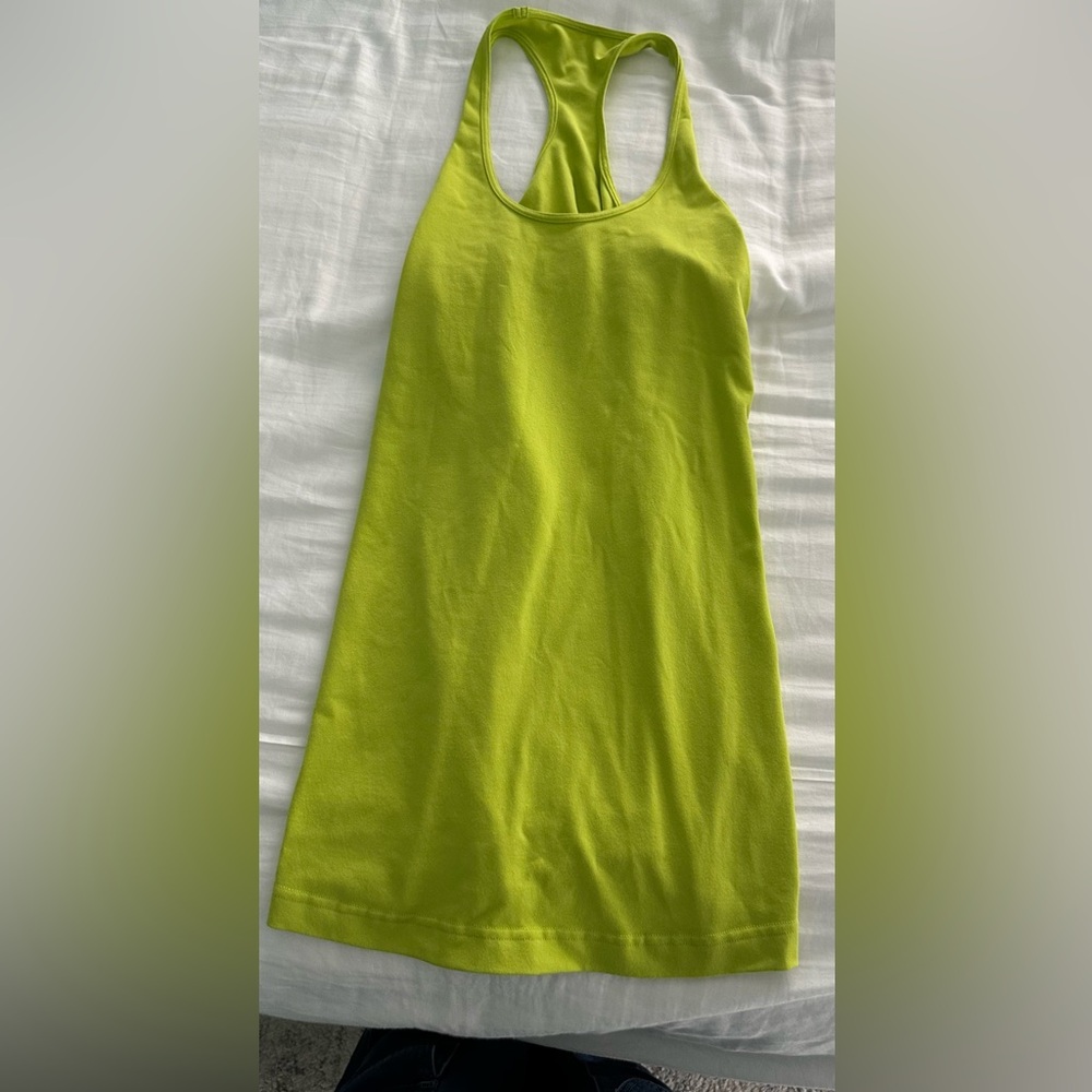Size 10 tank in lemon lime, Lululemon